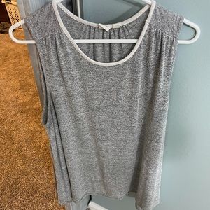 Gap gray knit top